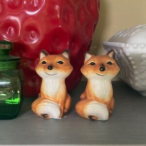 Fox Salt n’ Pepper Shakers